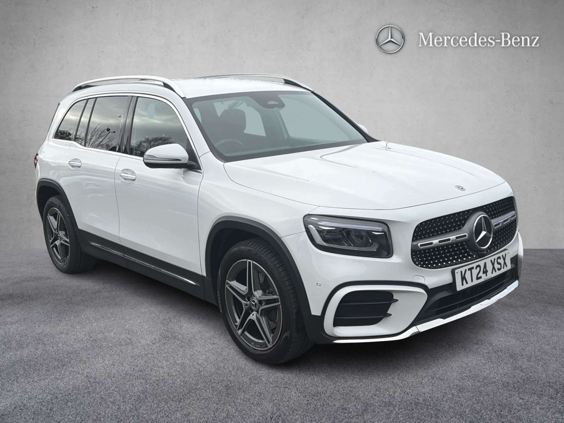 Main listing image - Mercedes-Benz GLB