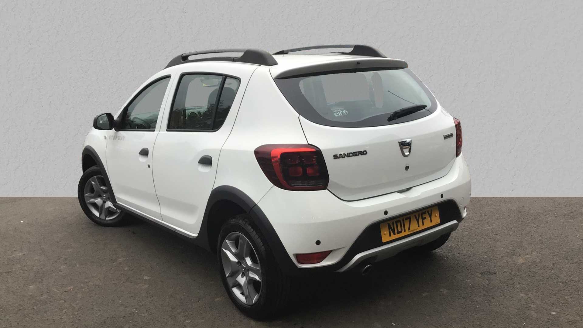 Main listing image - Dacia Sandero Stepway