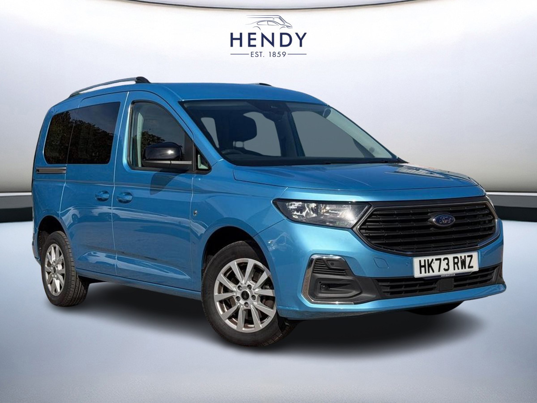 Main listing image - Ford Tourneo Connect