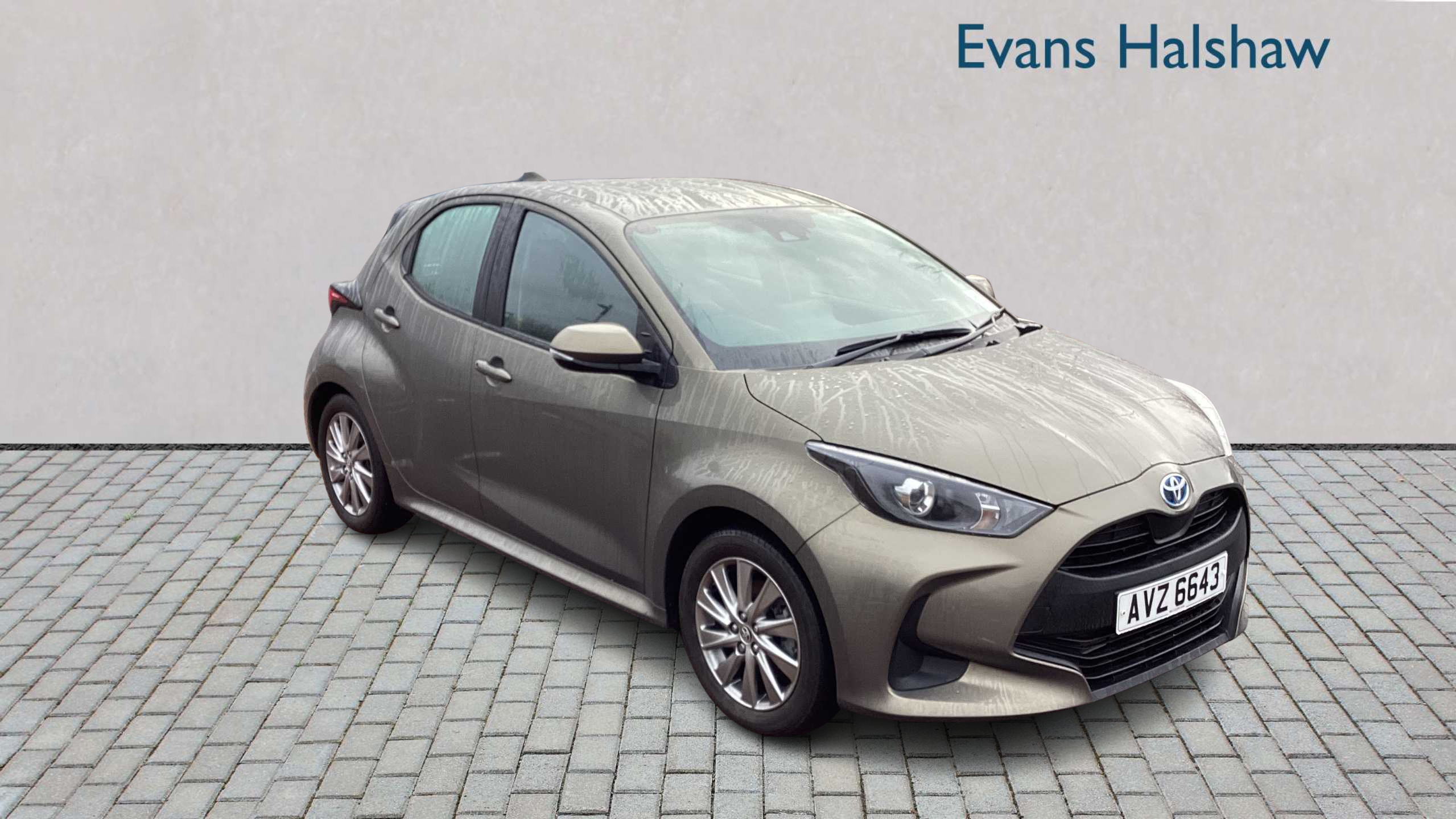 Main listing image - Toyota Yaris