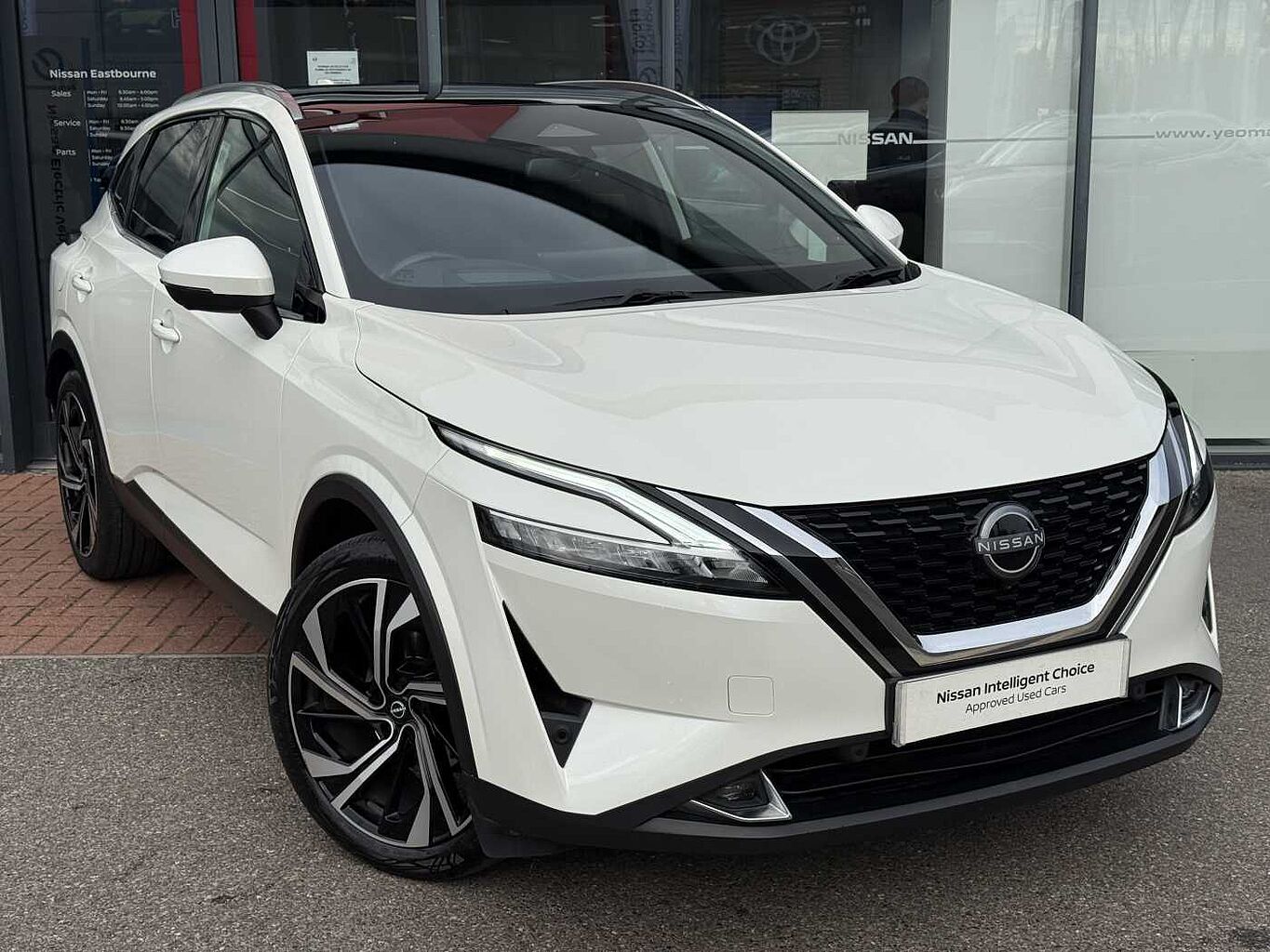 Main listing image - Nissan Qashqai