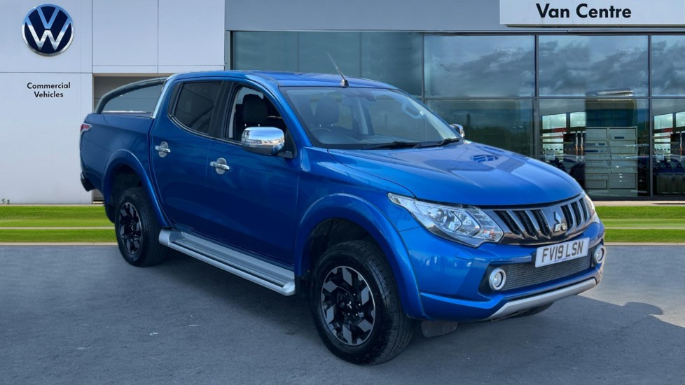 Main listing image - Mitsubishi L200