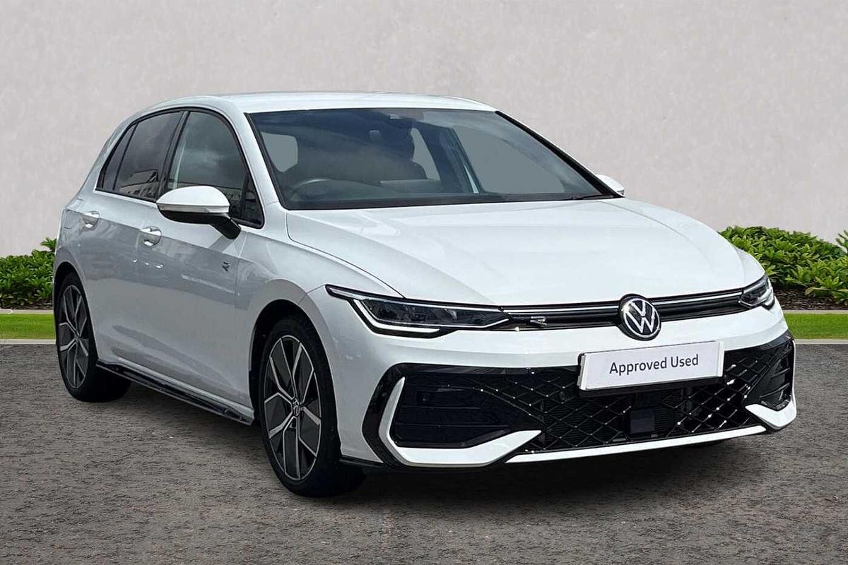 Main listing image - Volkswagen Golf