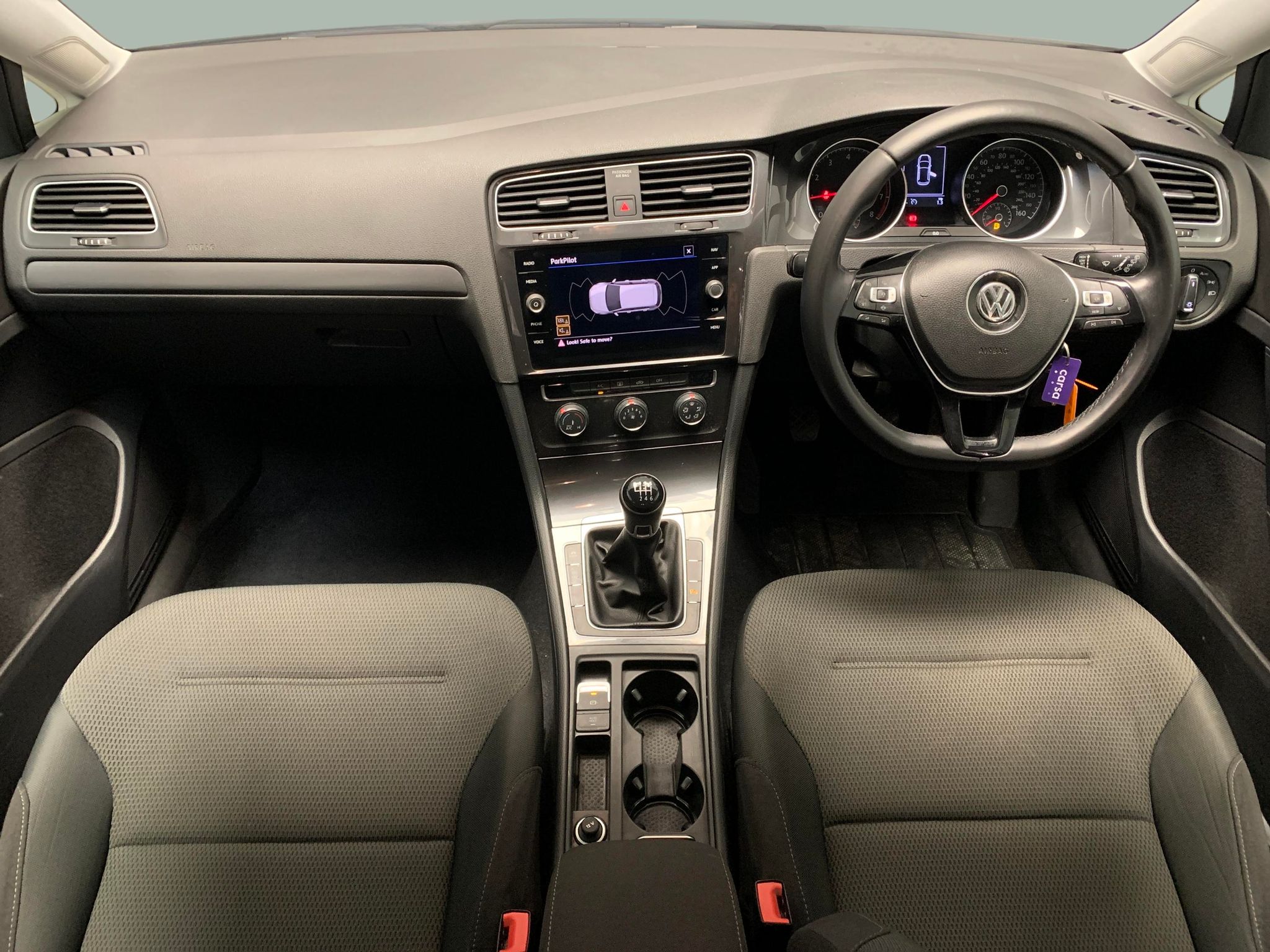 Main listing image - Volkswagen Golf