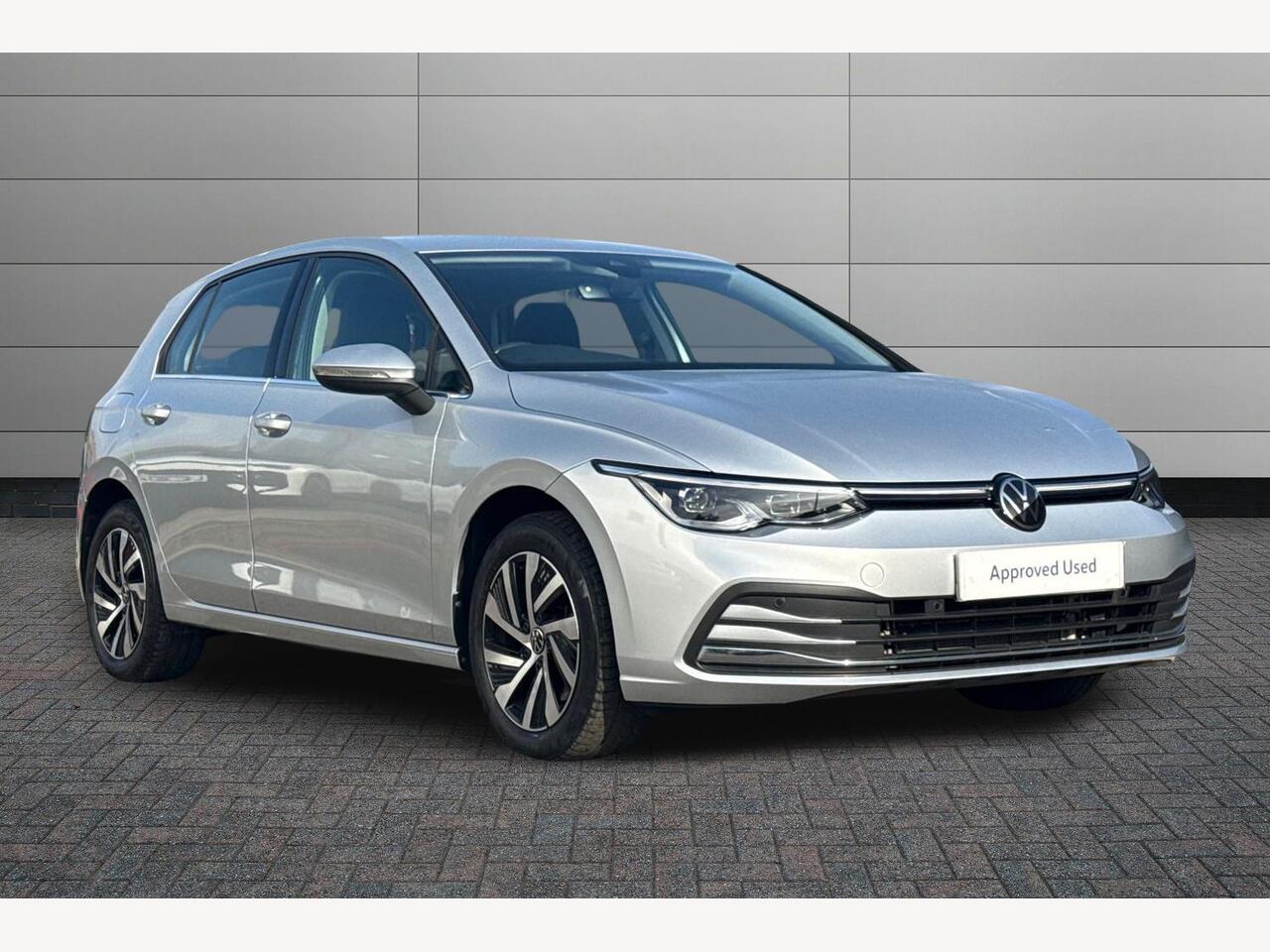Main listing image - Volkswagen Golf