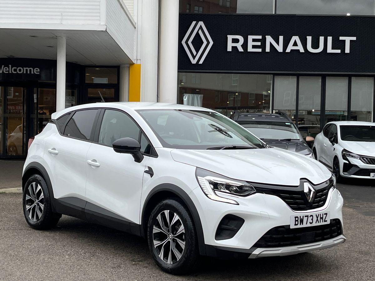 Main listing image - Renault Captur