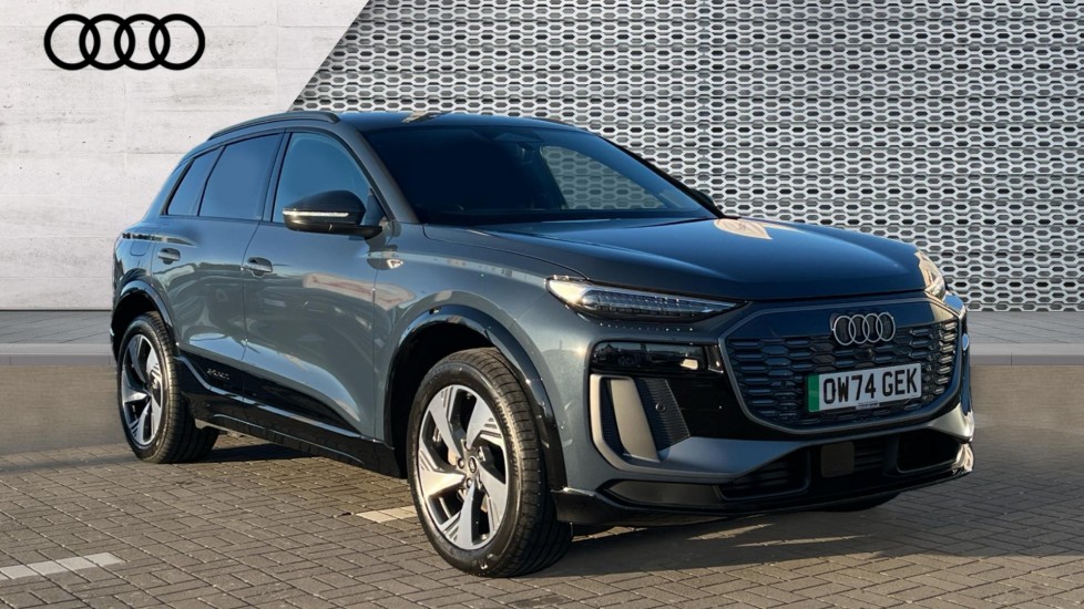 Main listing image - Audi Q6