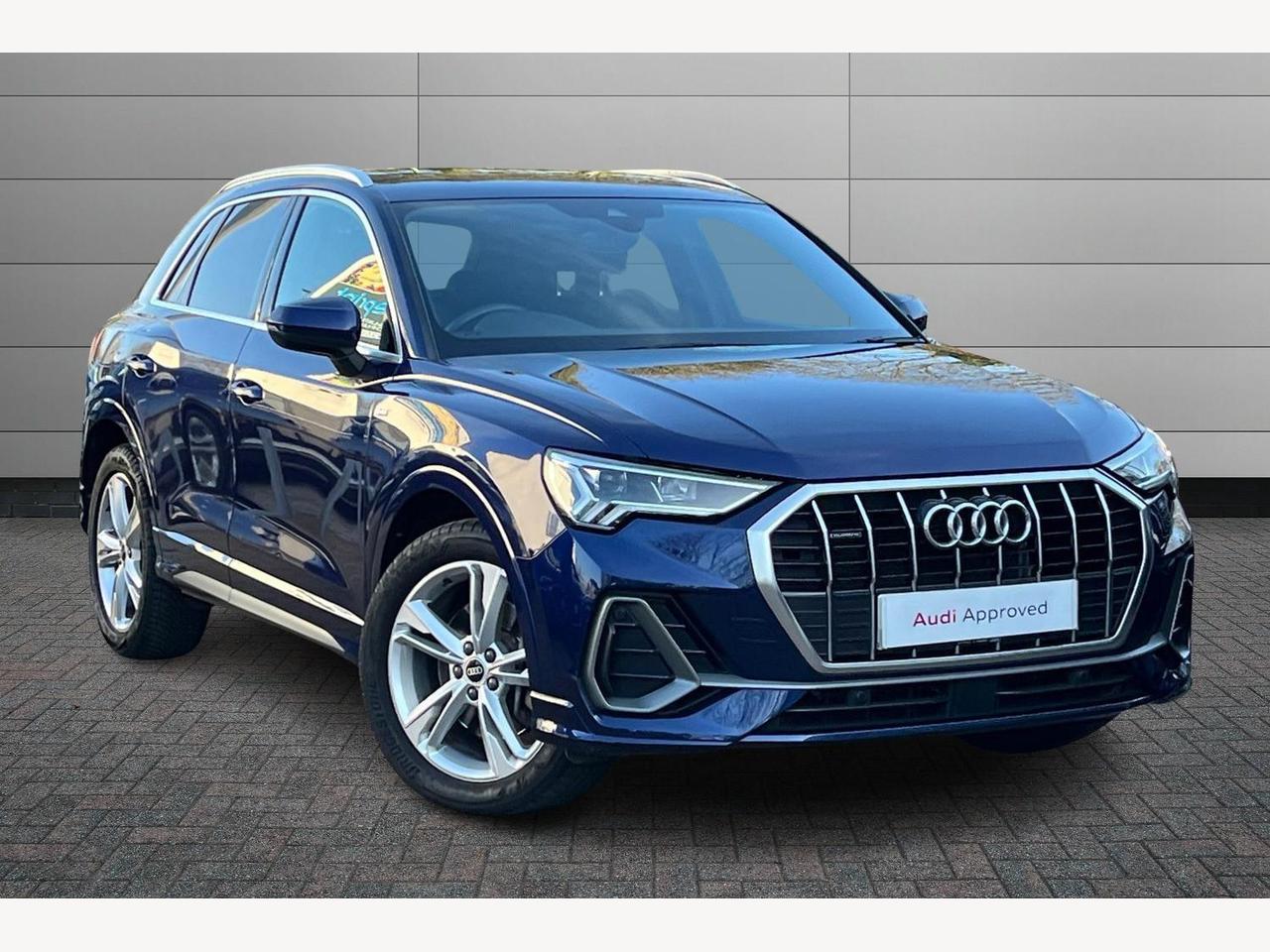 Main listing image - Audi Q3