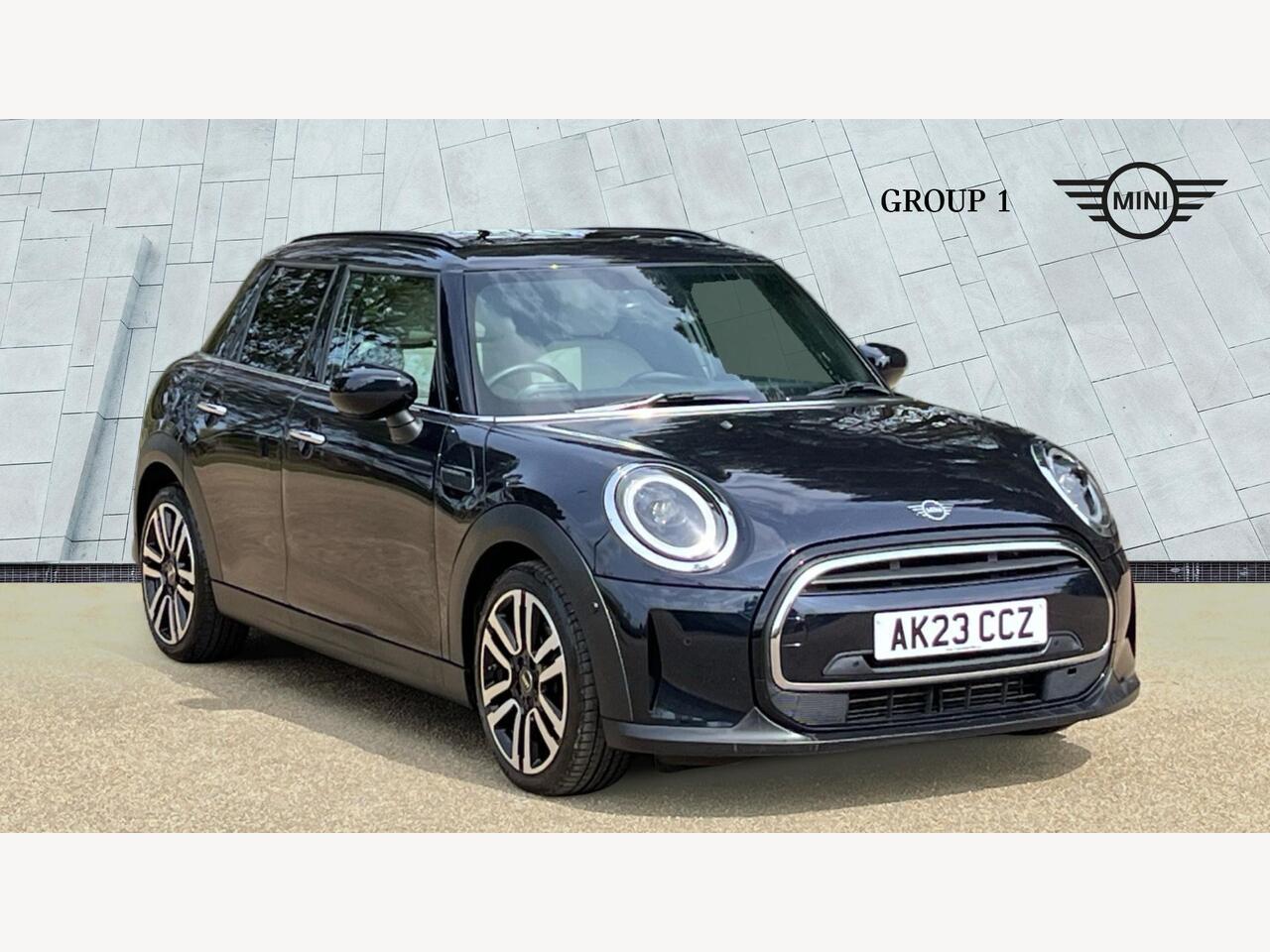 Main listing image - MINI Hatchback 5dr