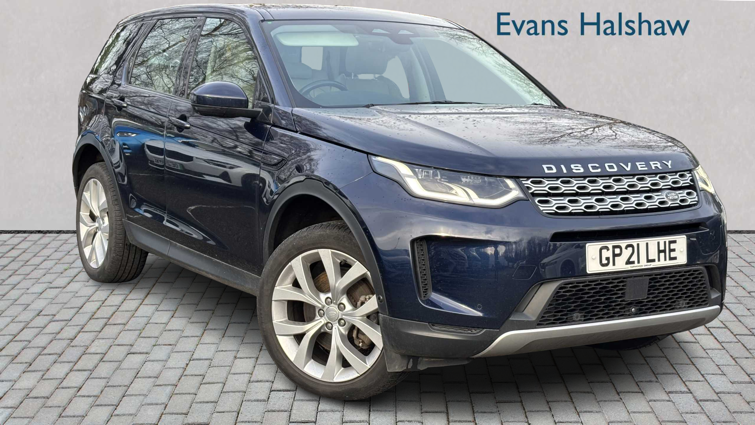 Main listing image - Land Rover Discovery Sport