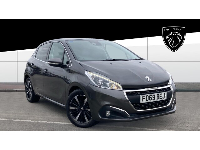Main listing image - Peugeot 208