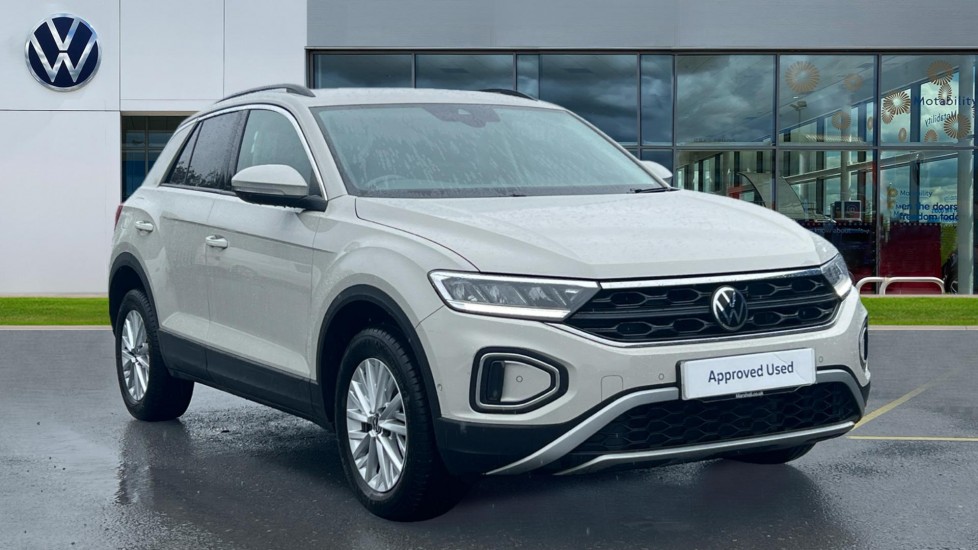 Main listing image - Volkswagen T-Roc