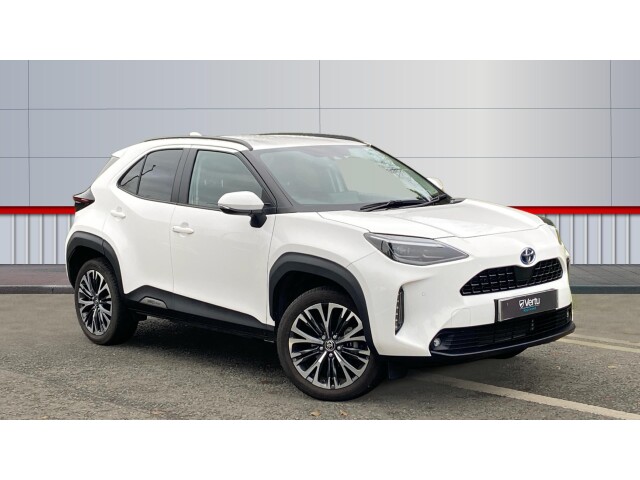 Main listing image - Toyota Yaris Cross