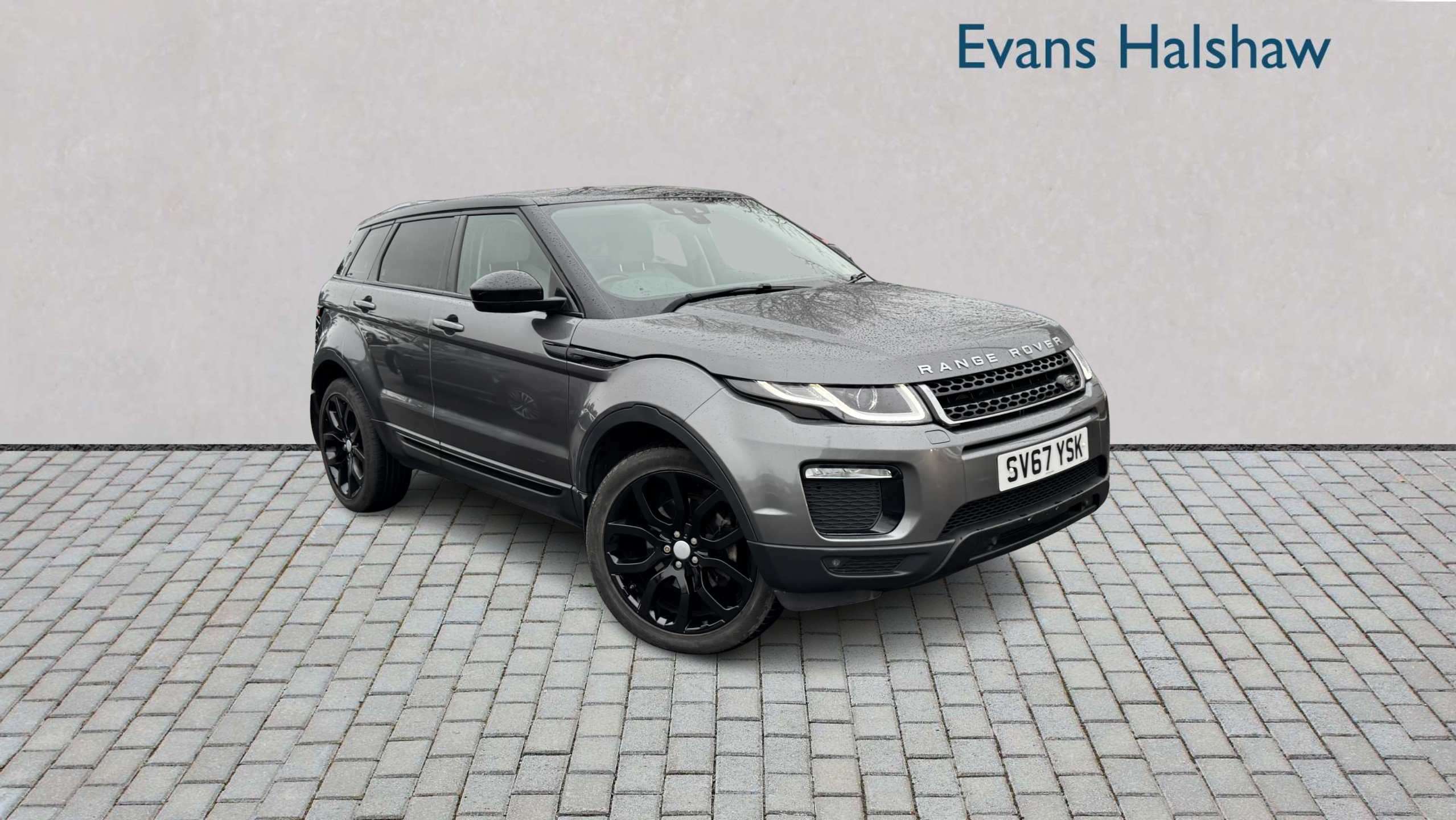 Main listing image - Land Rover Range Rover Evoque