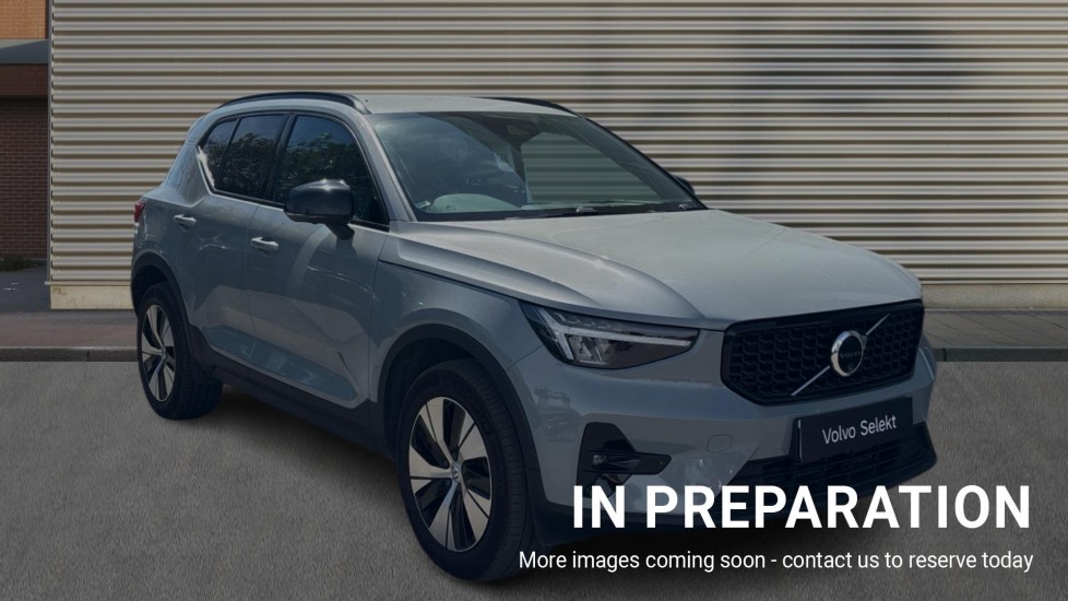 Main listing image - Volvo XC40
