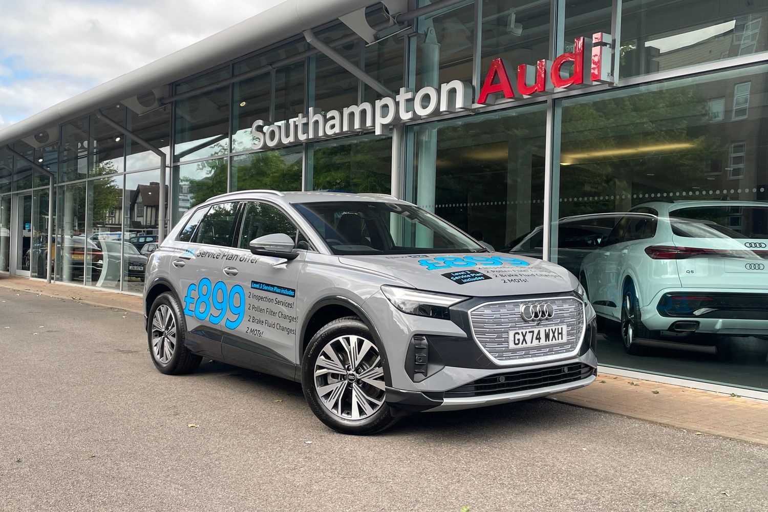 Main listing image - Audi Q4