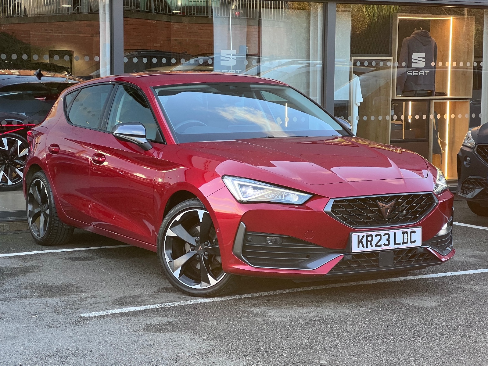 Main listing image - Cupra Leon