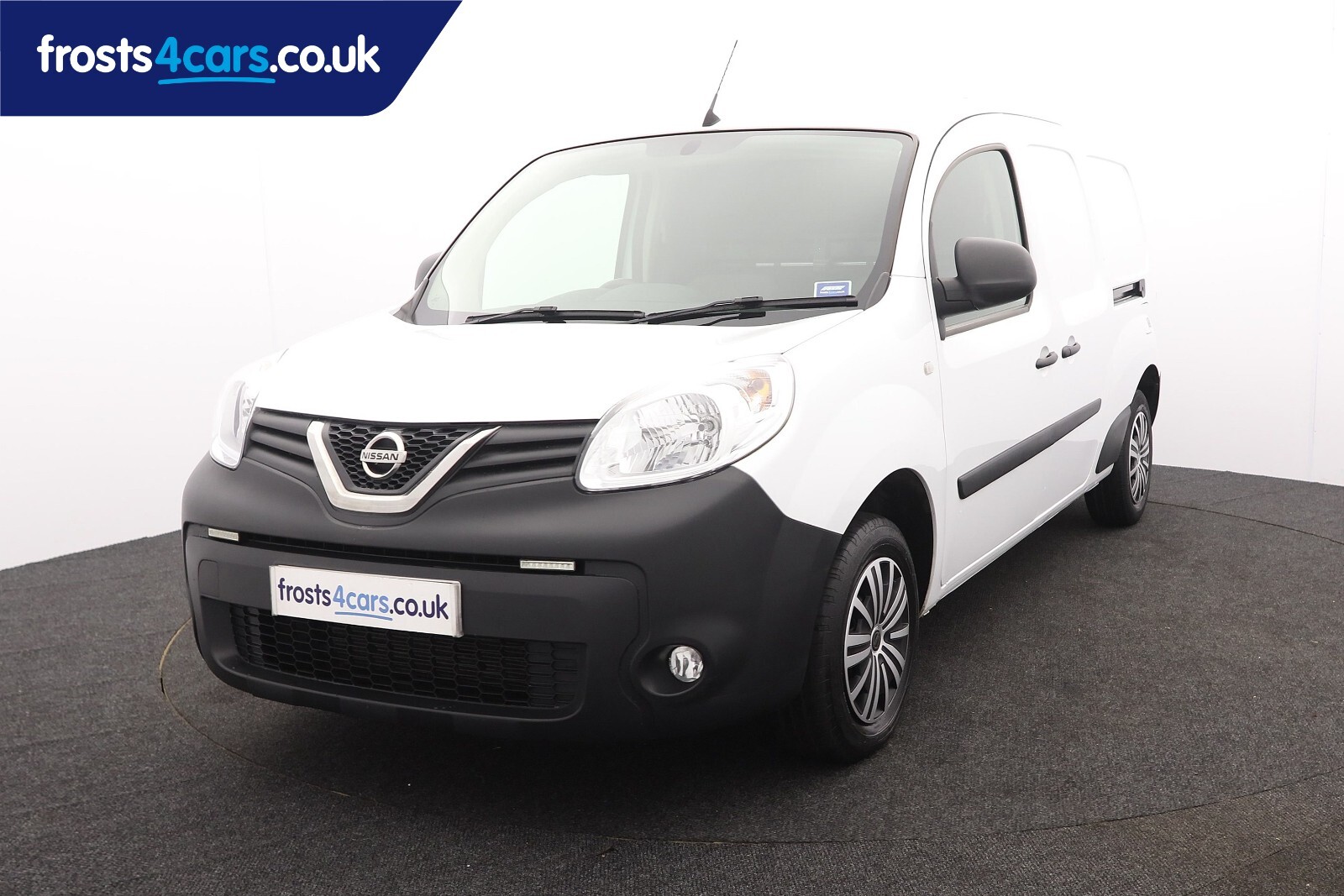 Main listing image - Nissan NV250