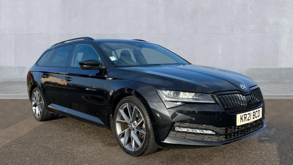 Main listing image - Skoda Superb