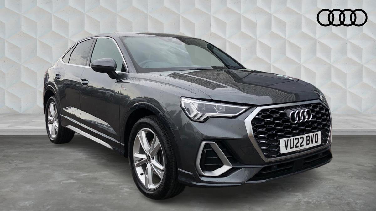 Main listing image - Audi Q3