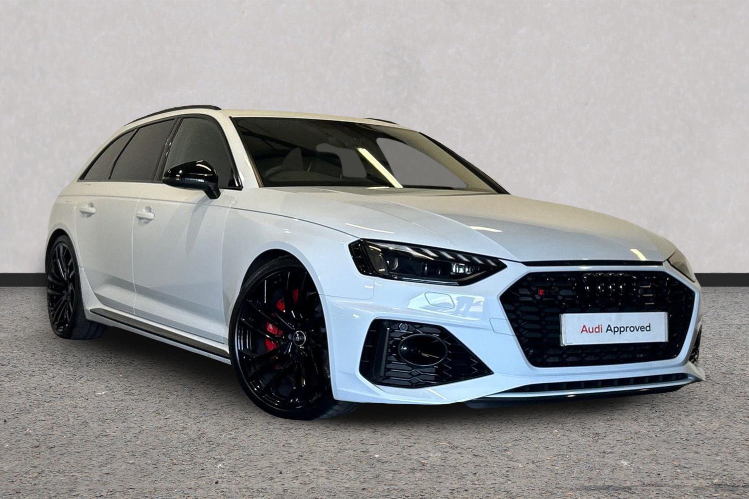Main listing image - Audi RS4