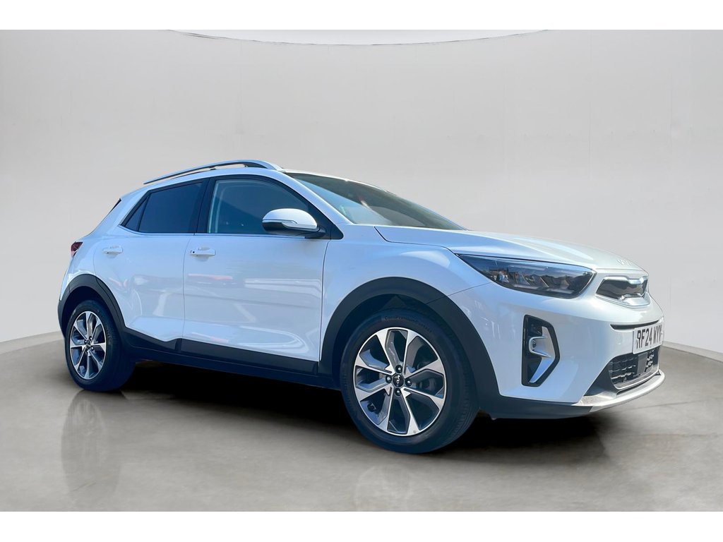 Main listing image - Kia Stonic