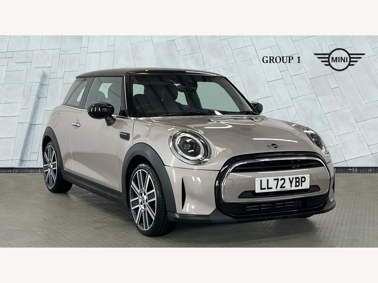 Main listing image - MINI Hatchback