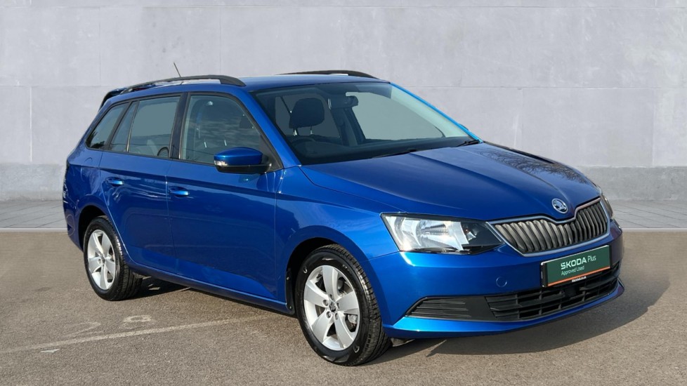 Main listing image - Skoda Fabia Estate