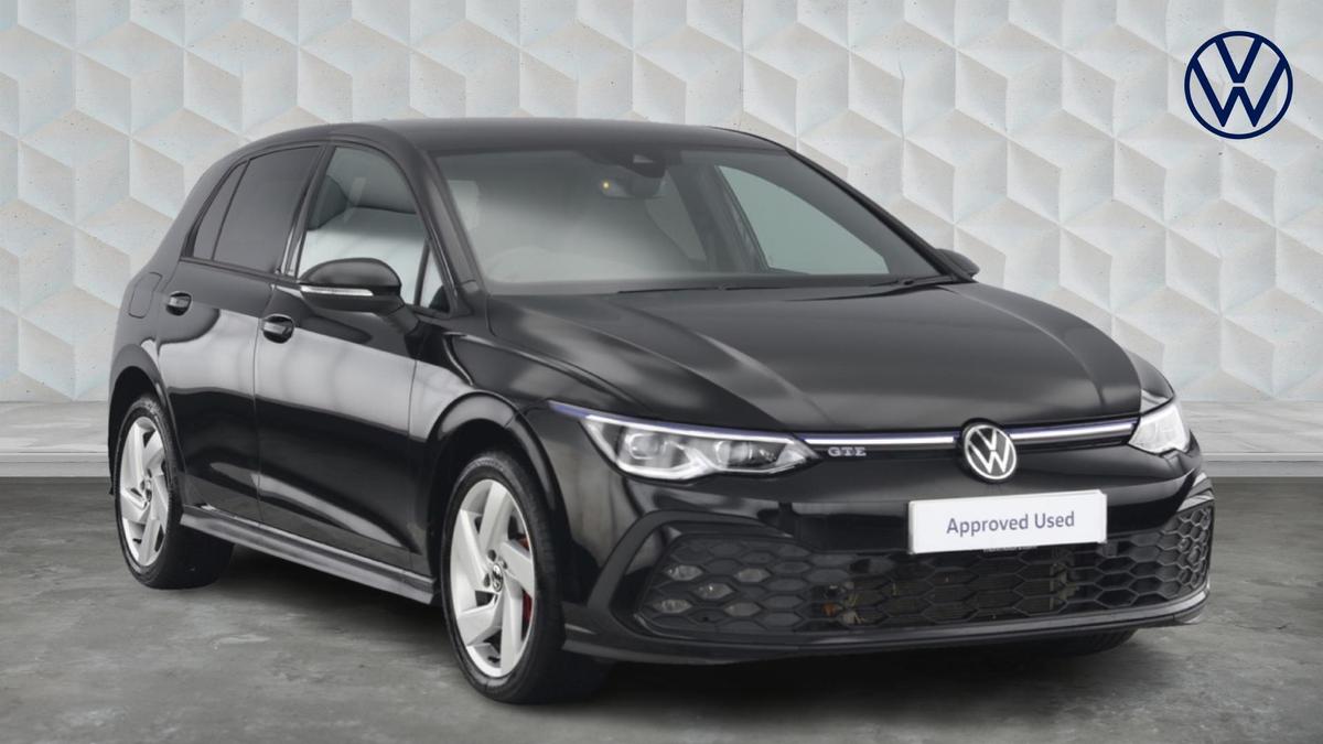 Main listing image - Volkswagen Golf GTE