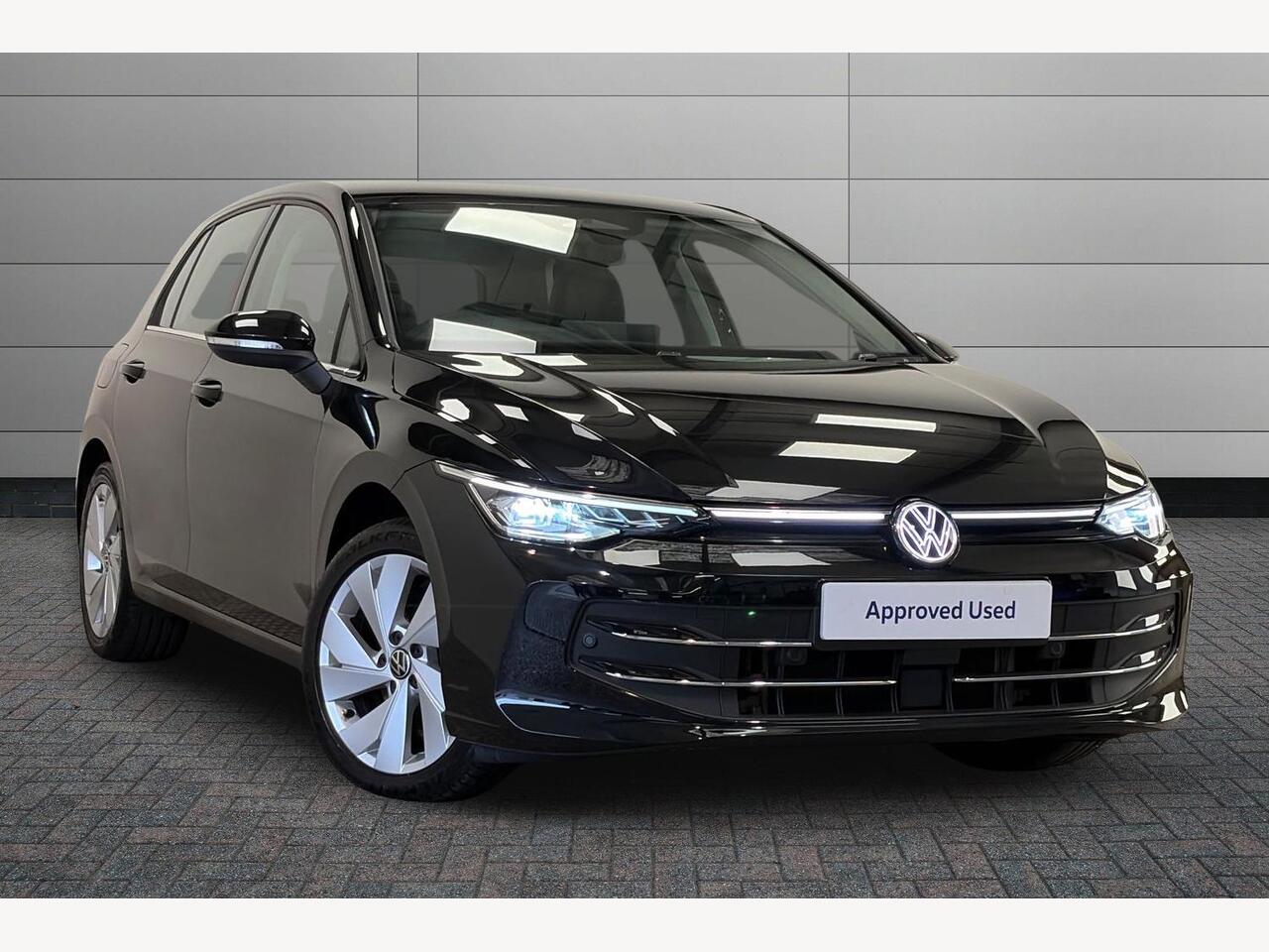 Main listing image - Volkswagen Golf