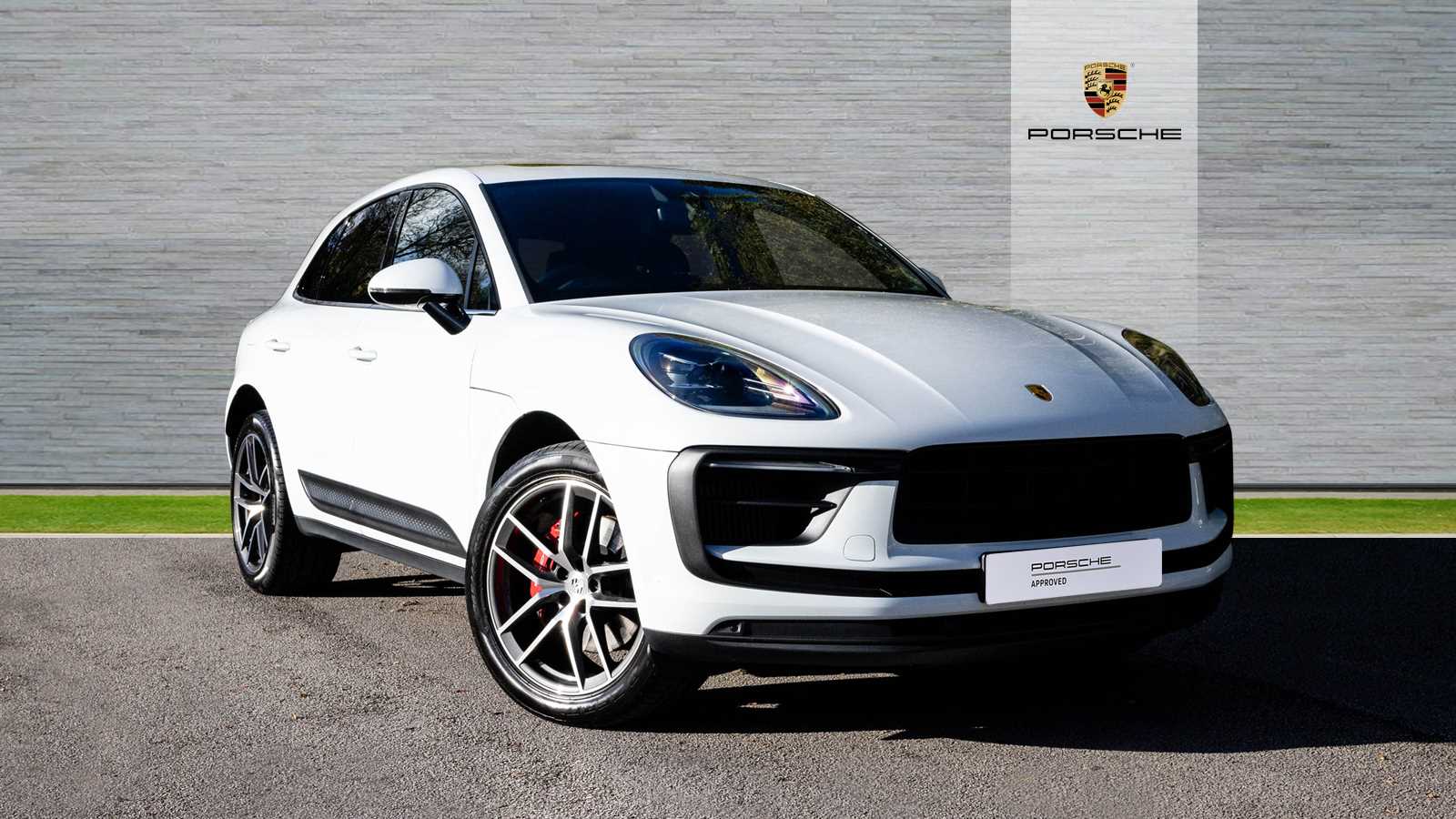 Main listing image - Porsche Macan