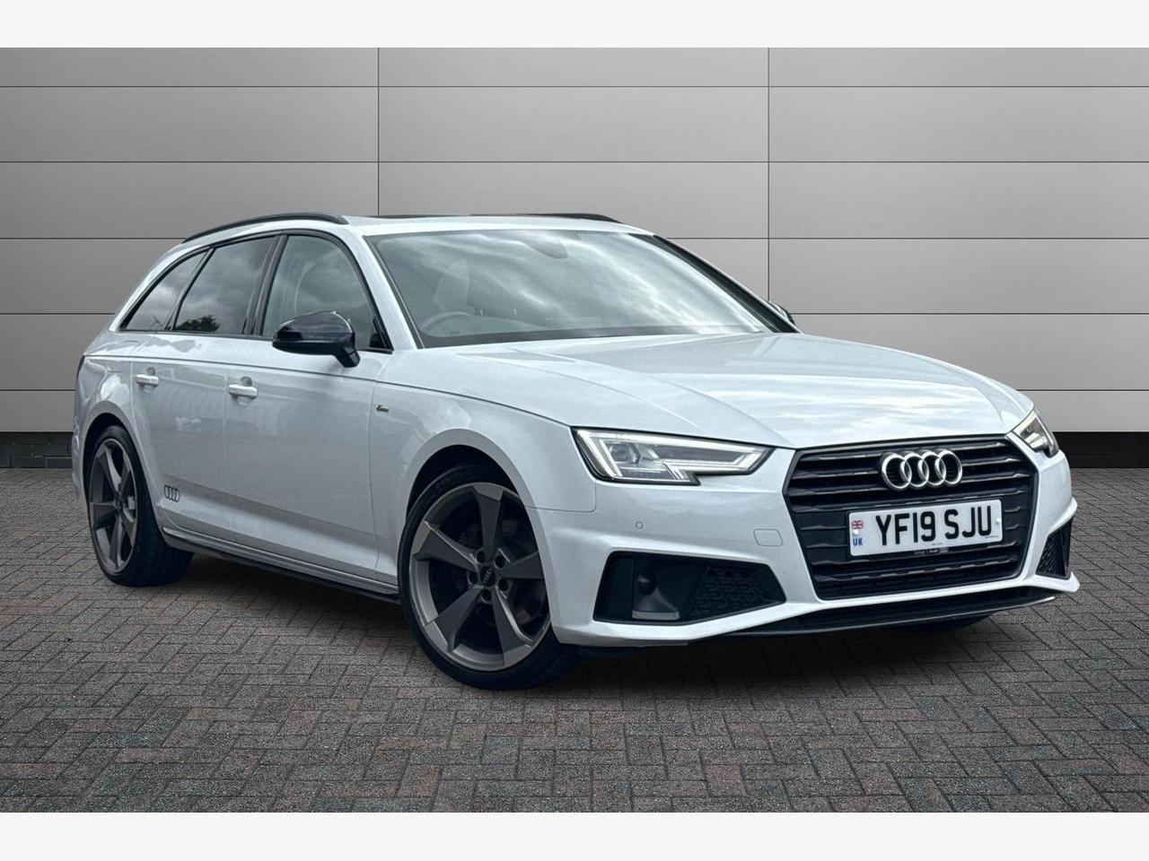 Main listing image - Audi A4 Avant
