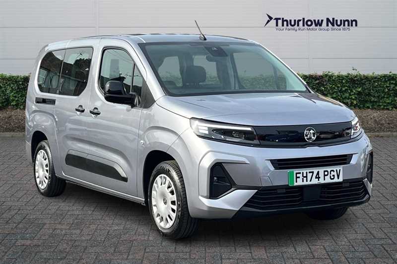 Main listing image - Vauxhall Combo Life-e