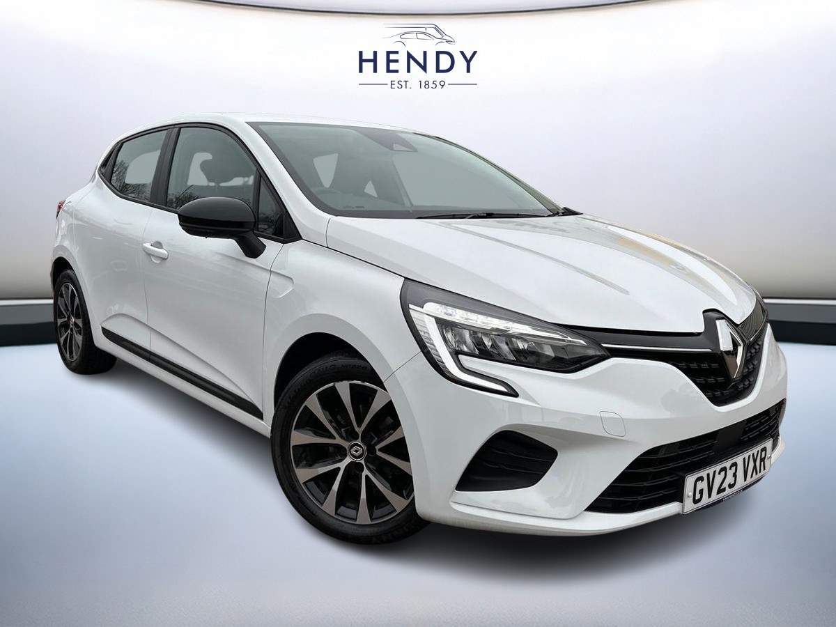 Main listing image - Renault Clio