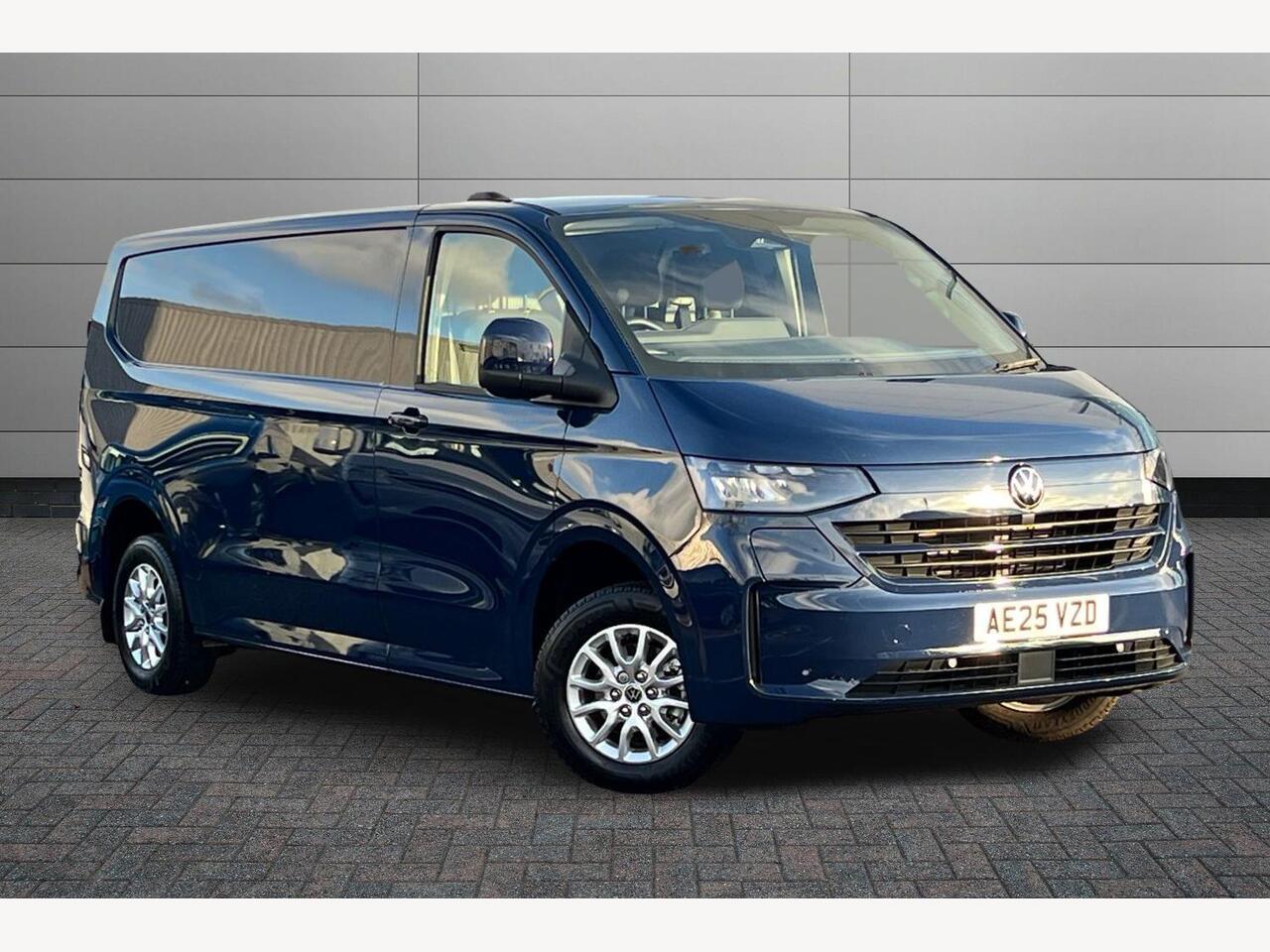 Main listing image - Volkswagen Transporter