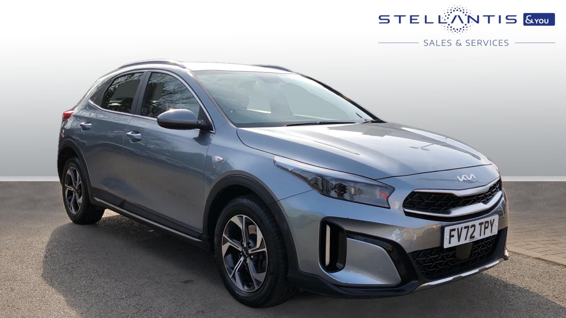 Main listing image - Kia XCeed