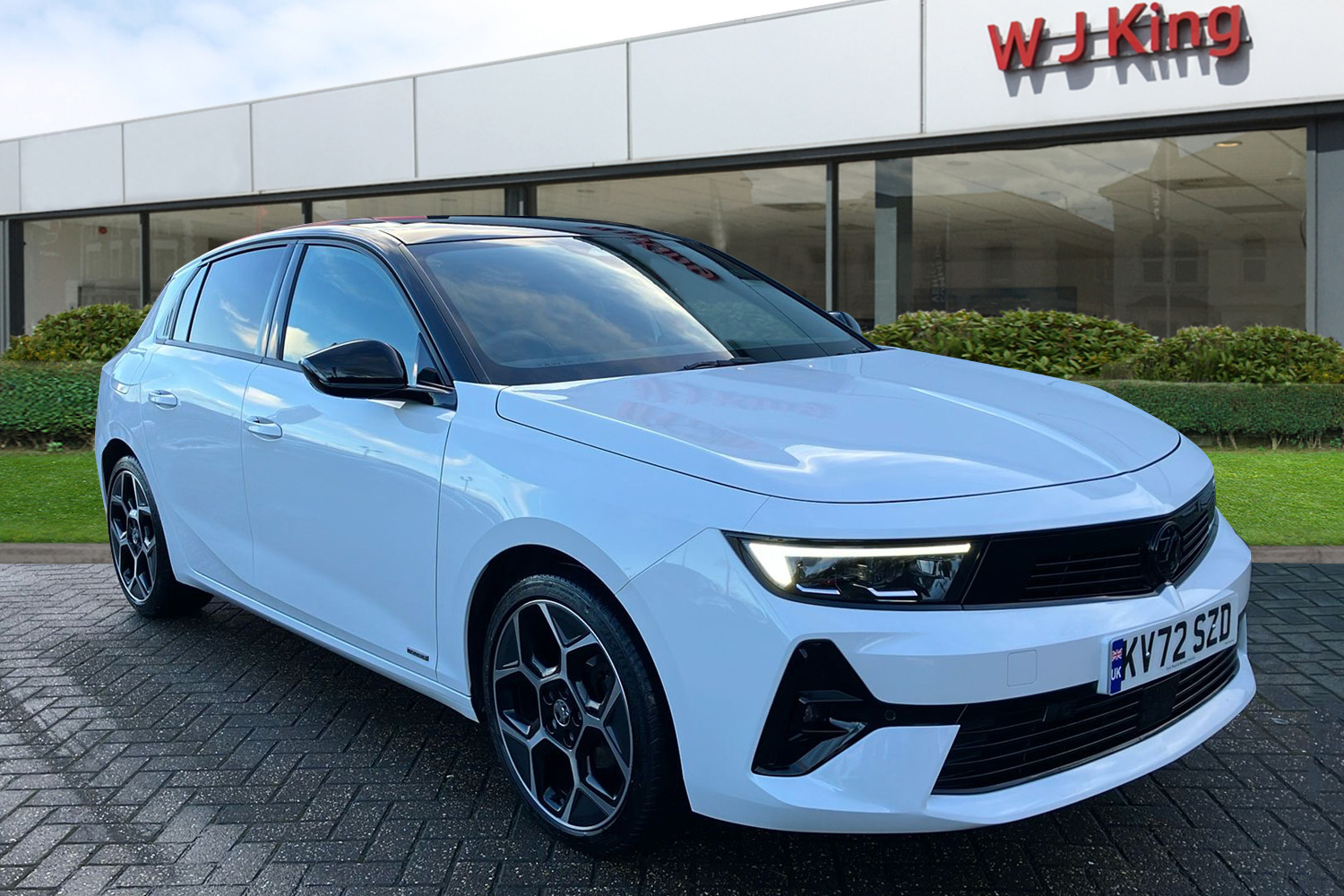 Main listing image - Vauxhall Astra