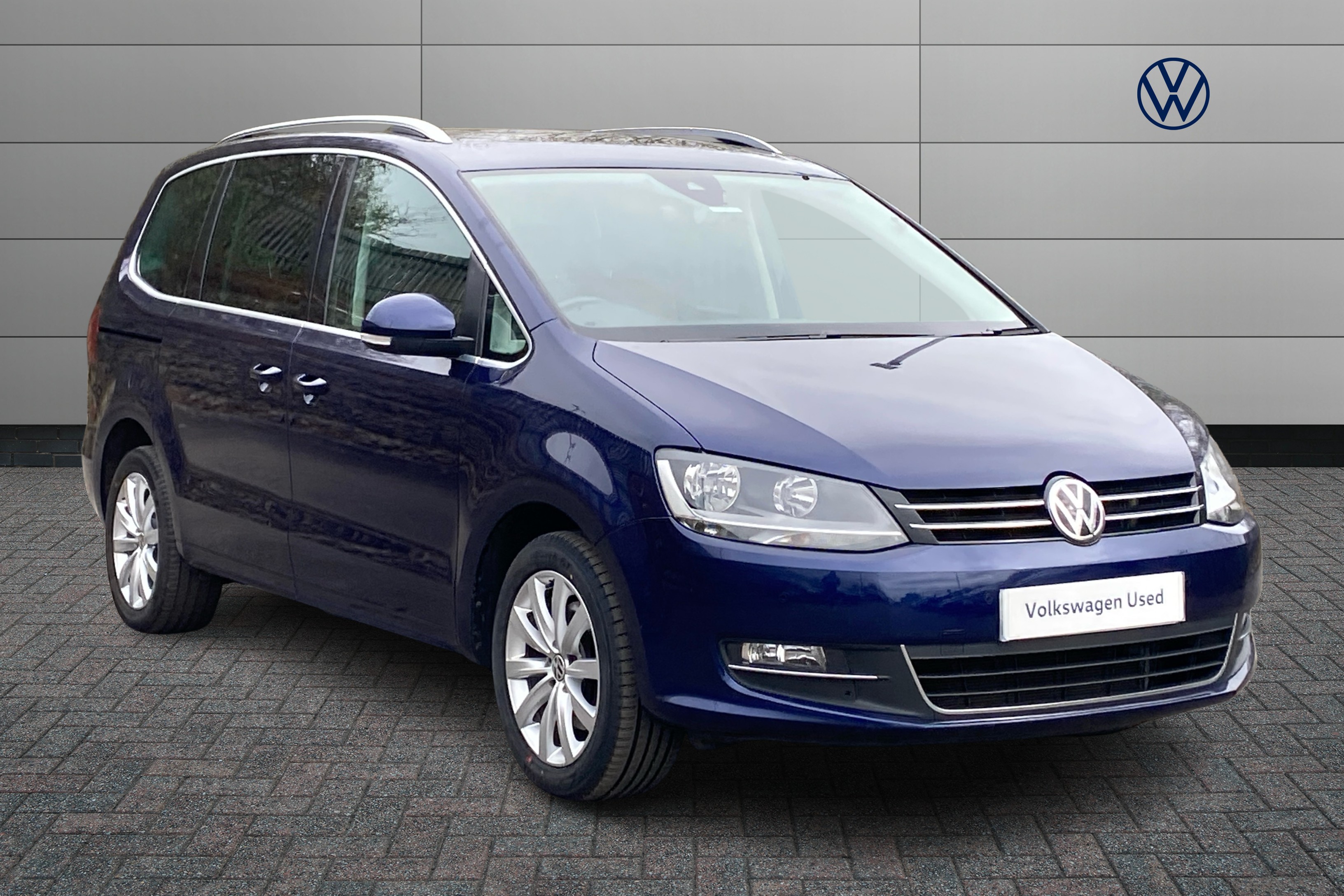 Main listing image - Volkswagen Sharan