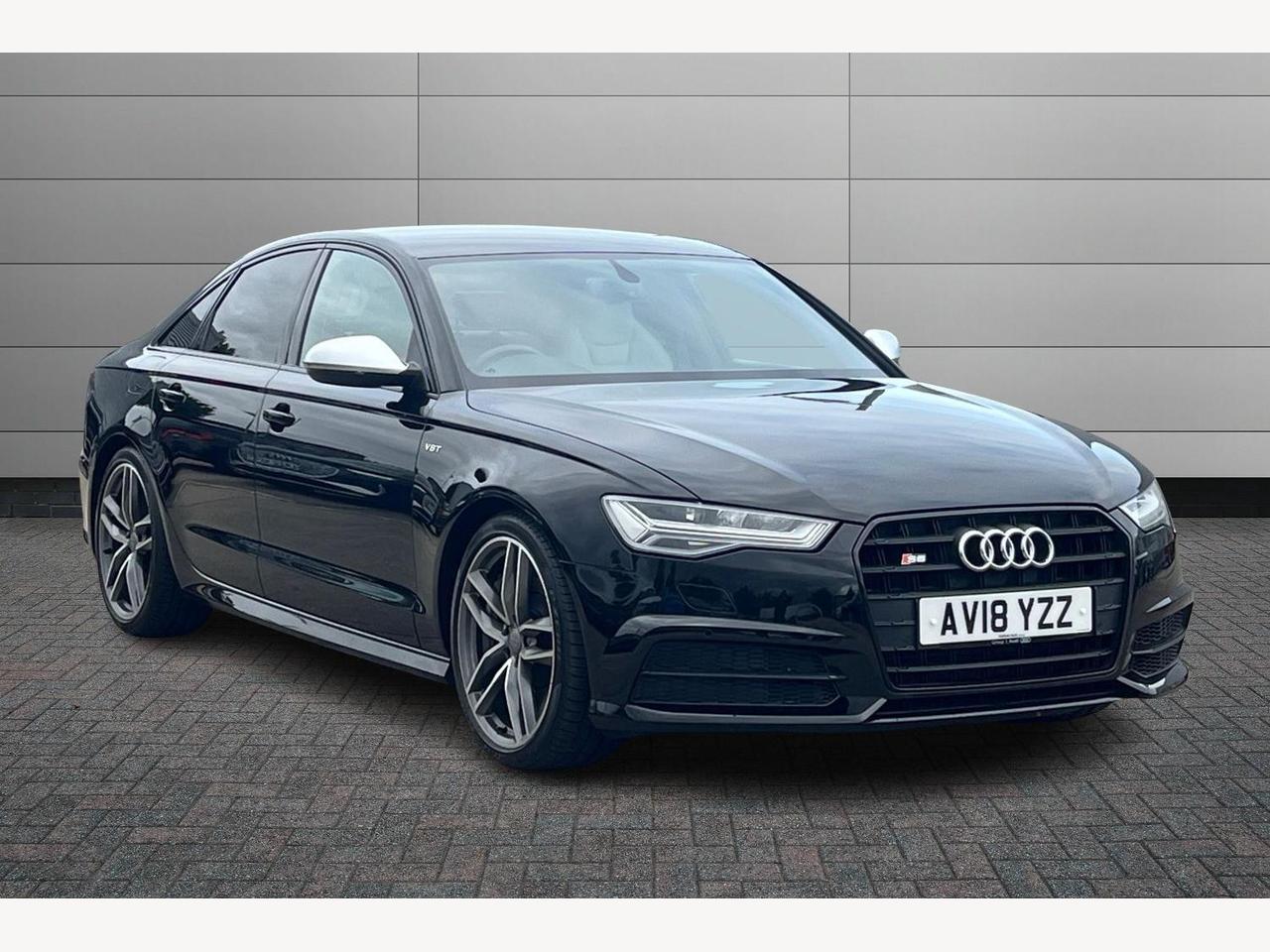 Main listing image - Audi S6