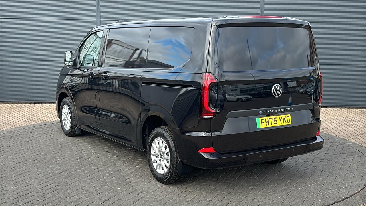 Main listing image - Volkswagen Transporter