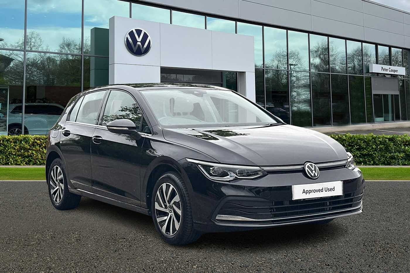 Main listing image - Volkswagen Golf