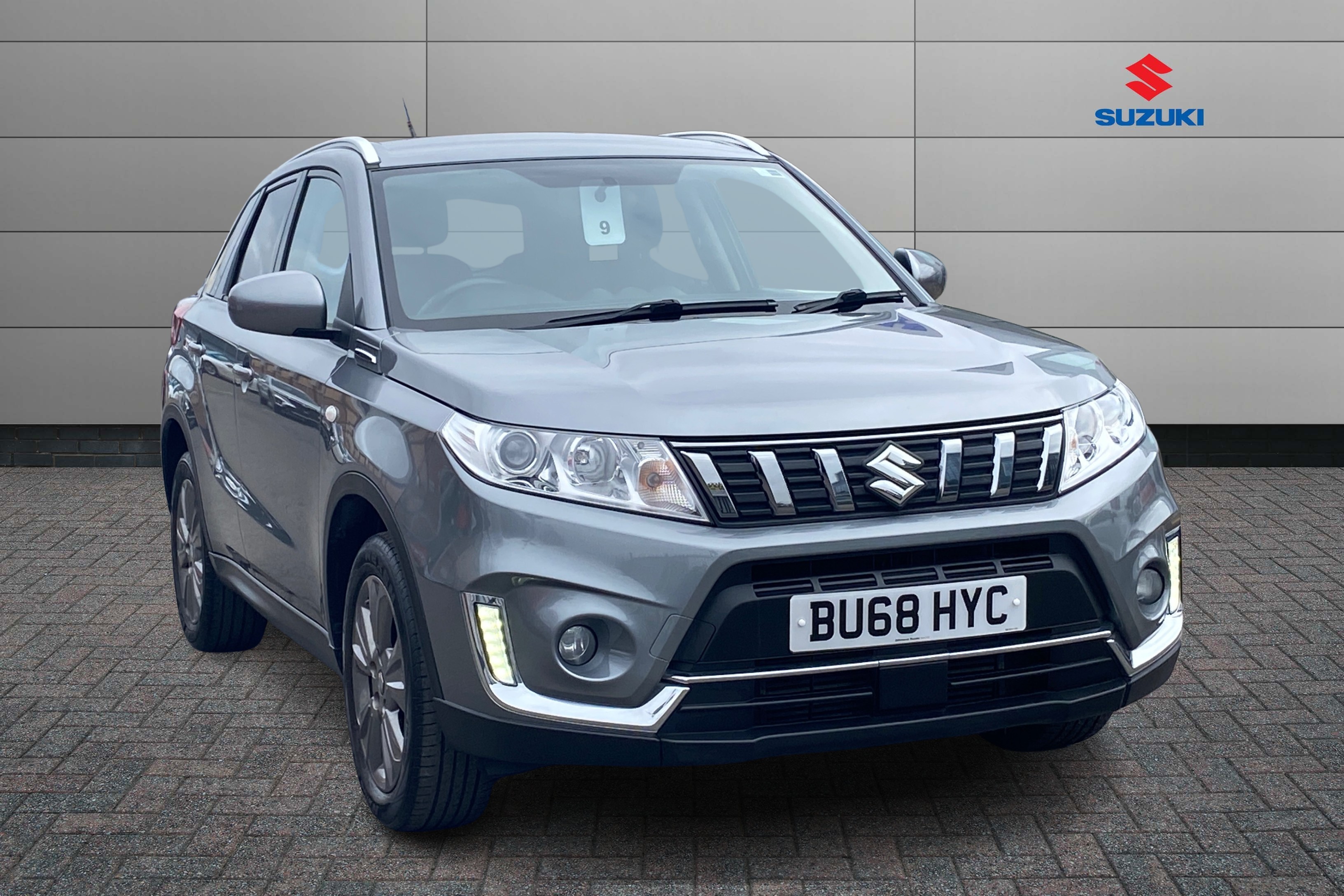 Main listing image - Suzuki Vitara