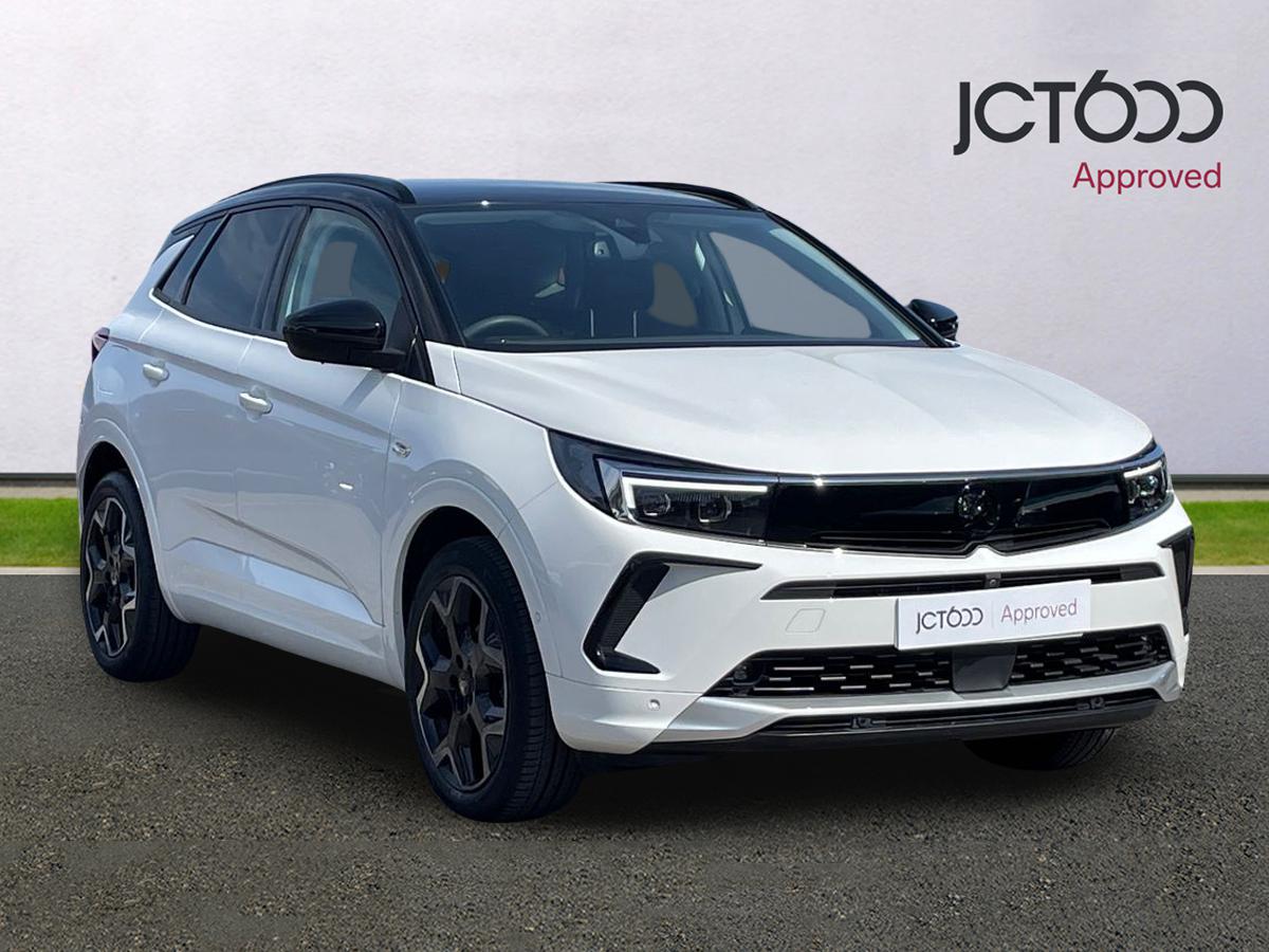 Main listing image - Vauxhall Grandland