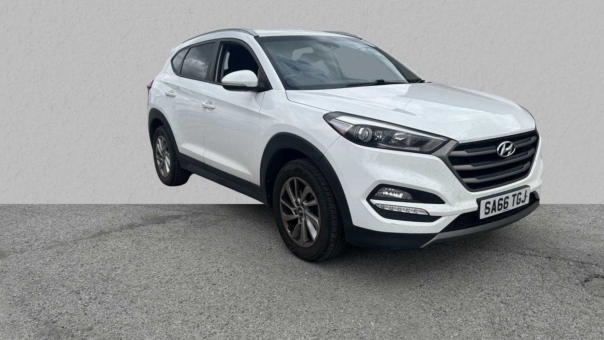 Main listing image - Hyundai Tucson