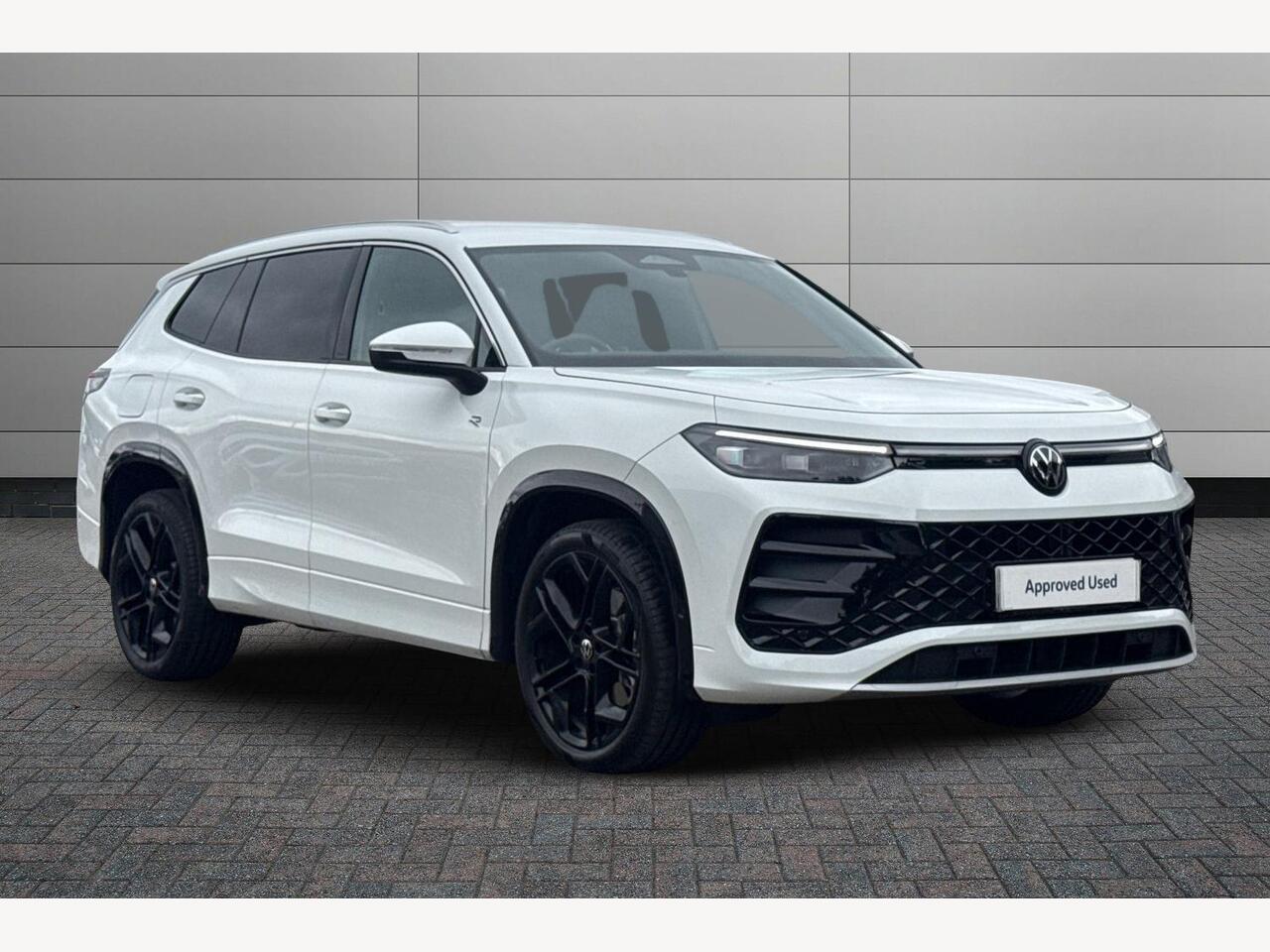 Main listing image - Volkswagen Tayron