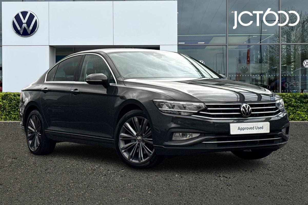 Main listing image - Volkswagen Passat