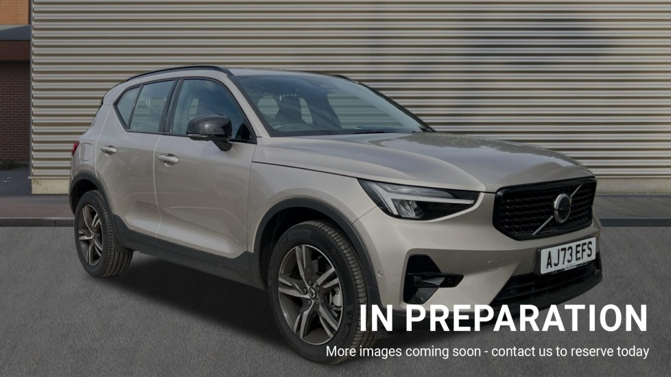 Main listing image - Volvo XC40