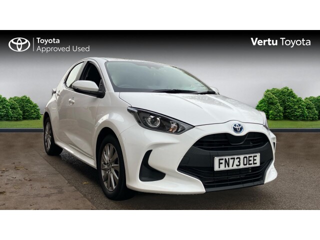 Main listing image - Toyota Yaris