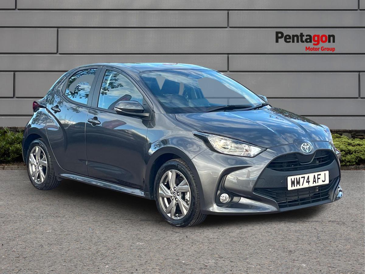 Main listing image - Toyota Yaris