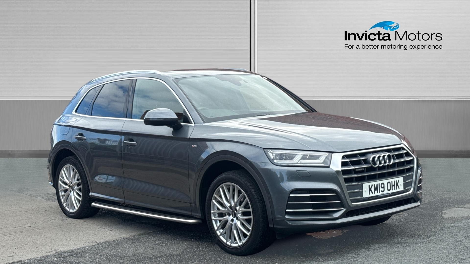 Main listing image - Audi Q5